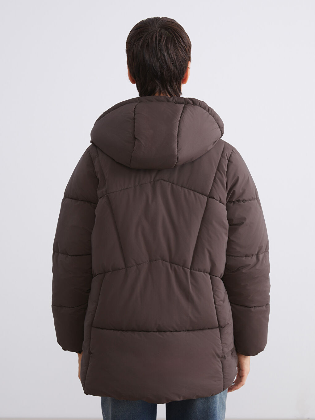 Kahverengi Kapüşonlu Oversize Kadın Şişme Mont-4