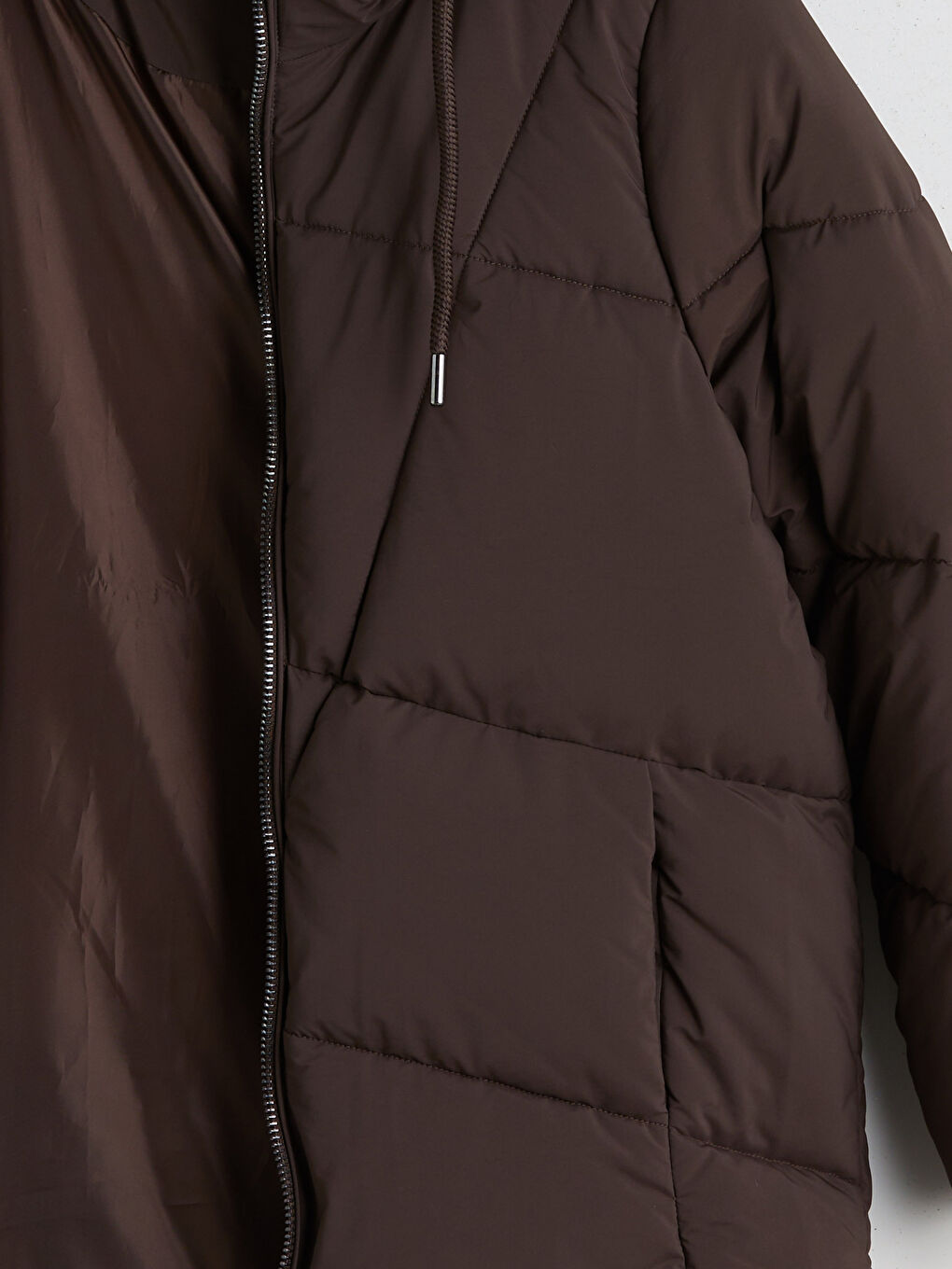 Kahverengi Kapüşonlu Oversize Kadın Şişme Mont-7