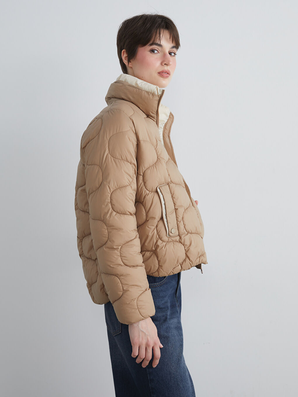 Funnel Neck Self-Patterned Women's Puffer Coat