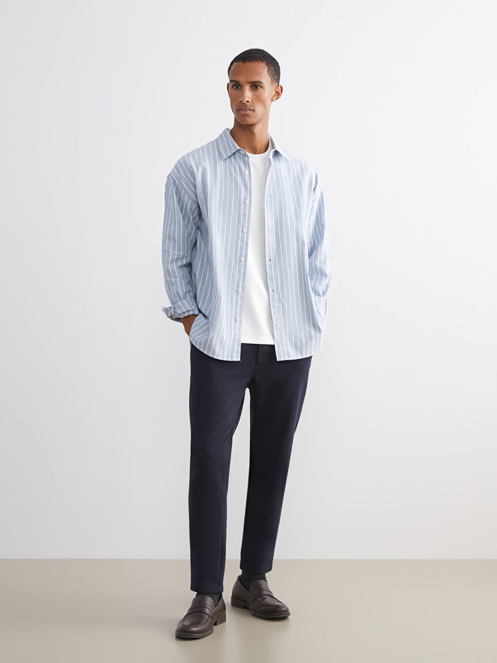 Mavi Rahat Kalıp Uzun Kollu Çizgili Erkek Gömlek-1