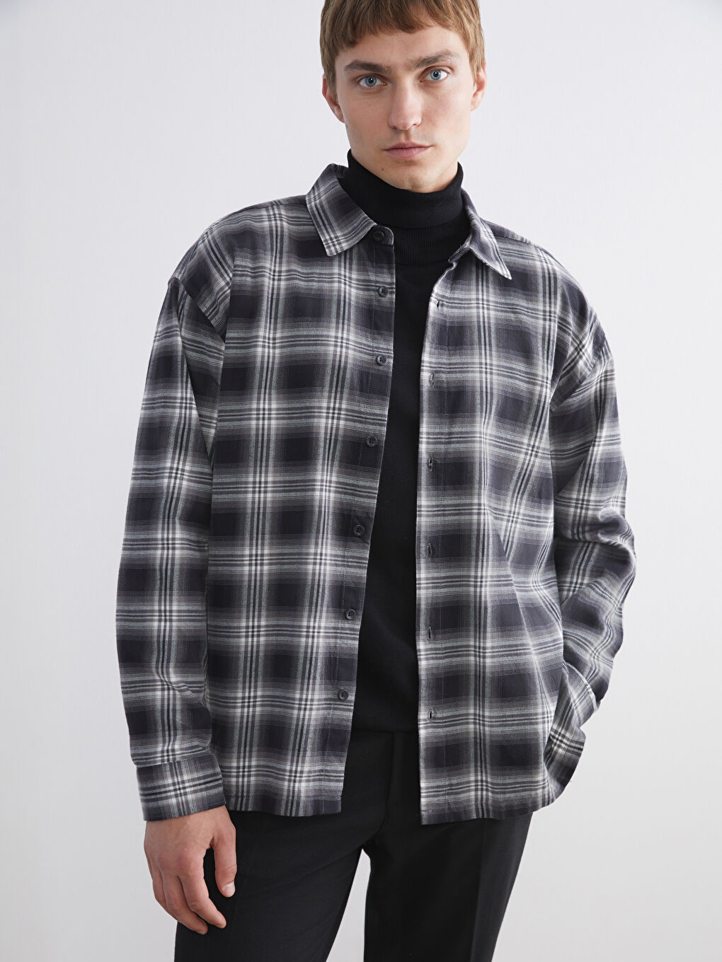 Gri Regular Fit Uzun Kollu Ekose Erkek Oduncu Gömlek