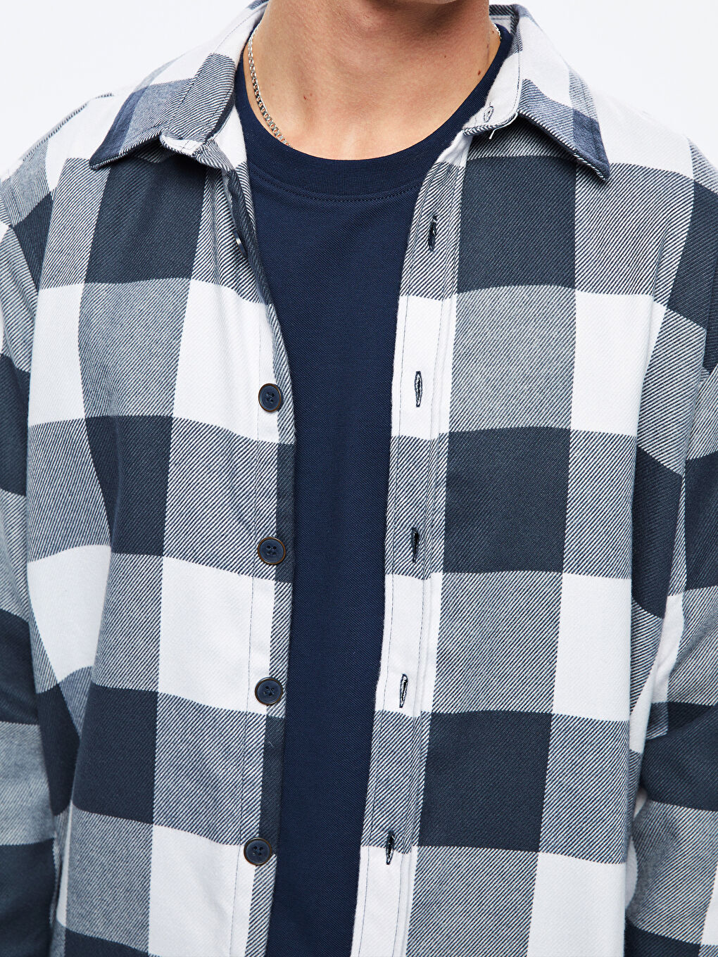 قميص فلانيل كاروهات كم طويل عادي للرجال-2