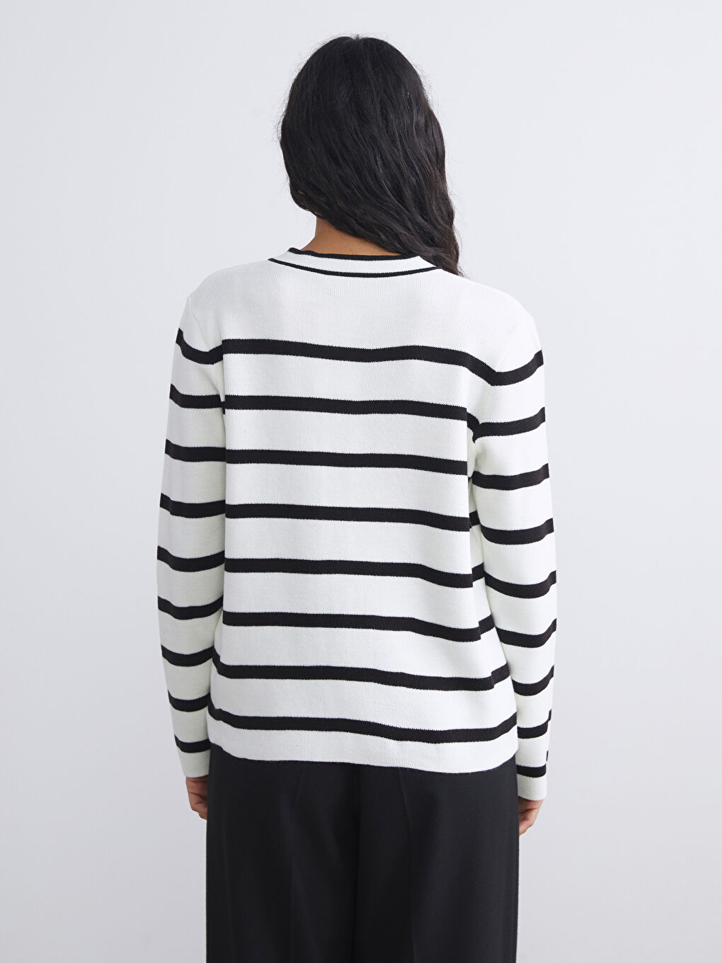 Crew Neck Striped Women's Knitwear Cardigan-3