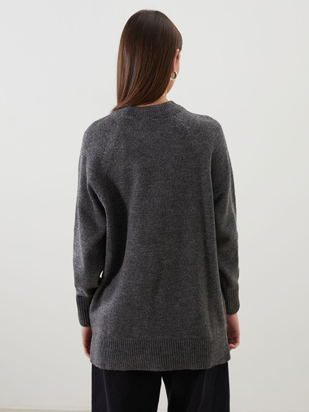 Gri Dik Yaka Oversize Kadın Triko Tunik-3