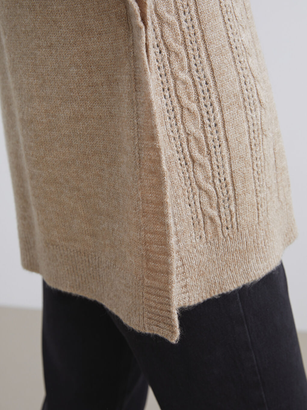 Turtleneck Hole-Knitted Women's Knitwear Sweater Vest-2