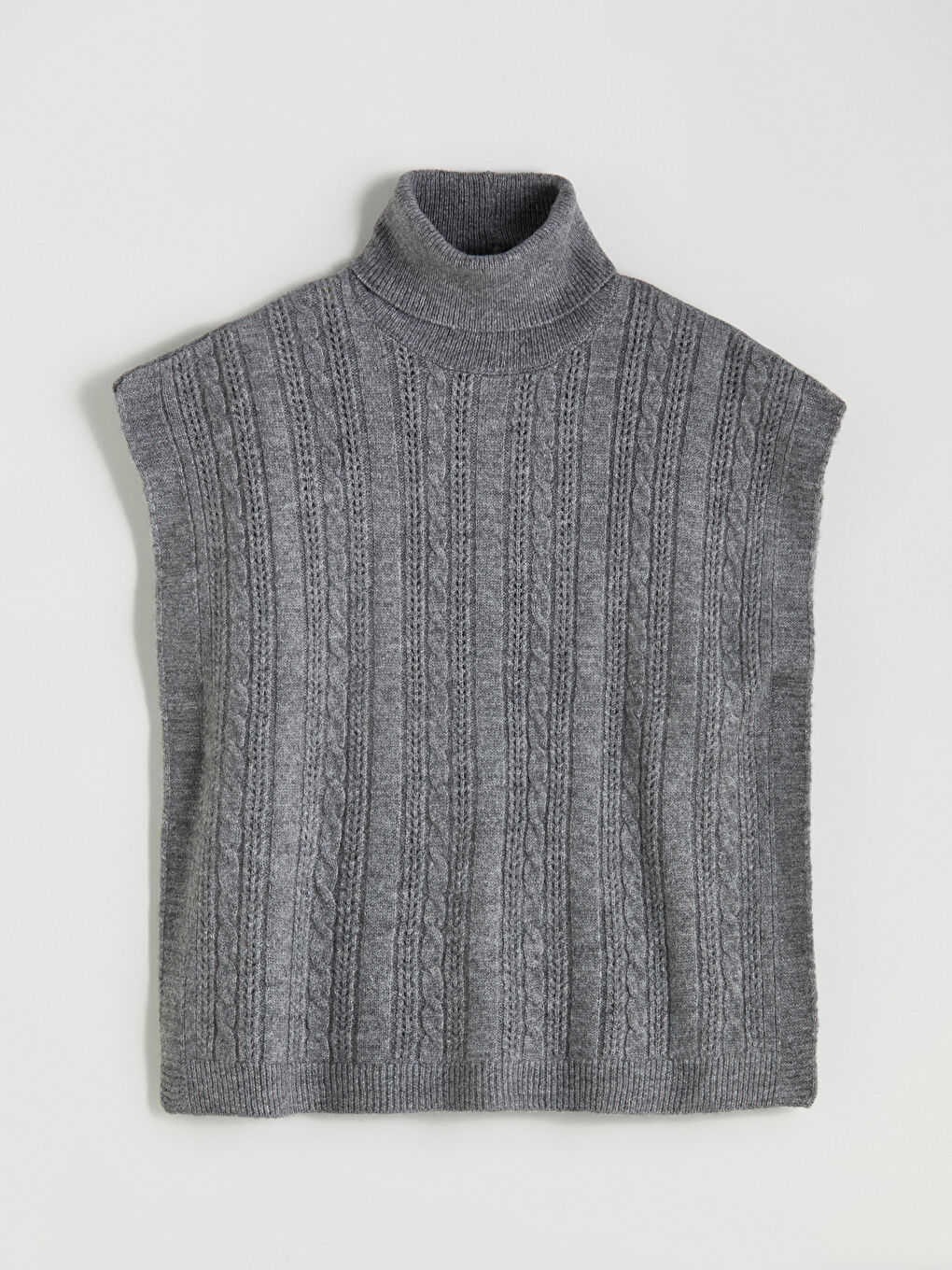 كنزة تريكو نسائية بياقة عالية مخرمة-4