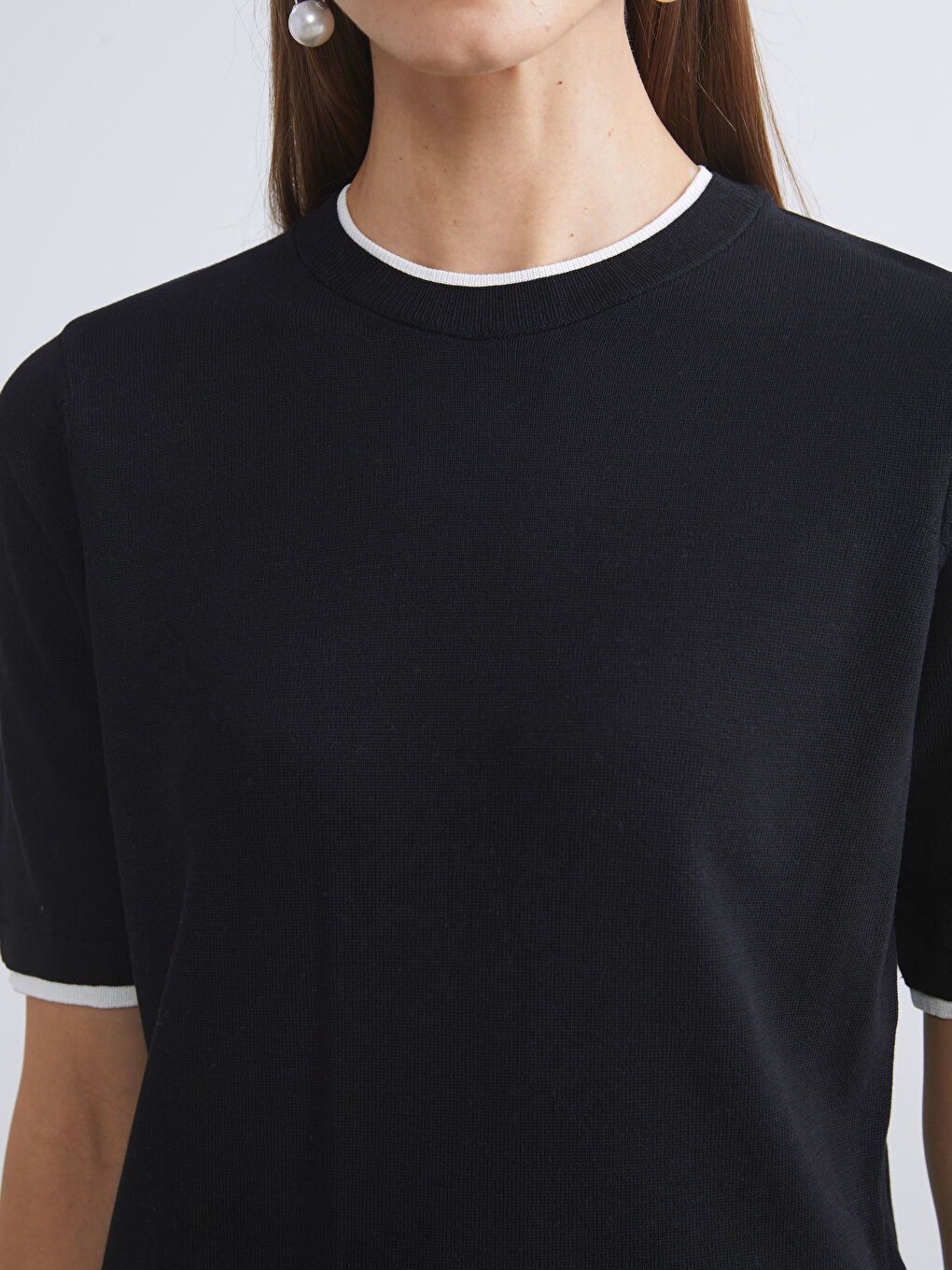 Siyah Bisiklet Yaka Kadın Triko Kazak-2