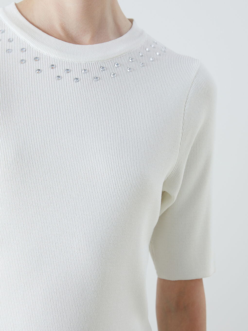 Ekru Bisiklet Yaka Taşlı Kadın Triko Kazak-2