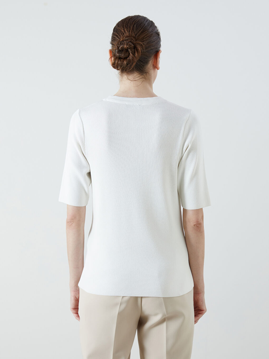 Ekru Bisiklet Yaka Taşlı Kadın Triko Kazak-3