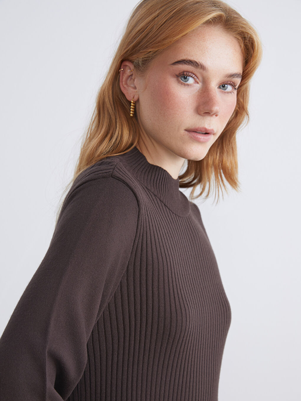 Kahverengi Dik Yaka Triko Elbise-2