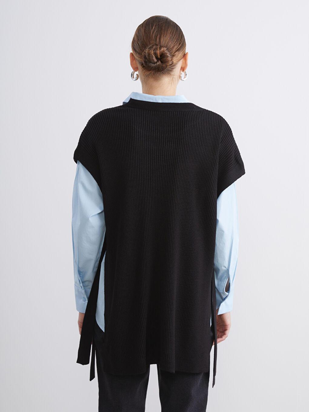 Crew Neck Women's Knitwear Sweater Vest-3