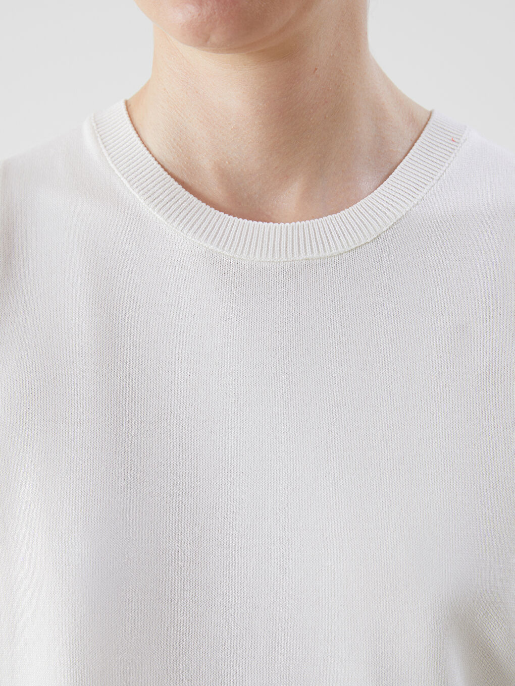 Ekru Bisiklet Yaka Kadın Triko Süveter-3