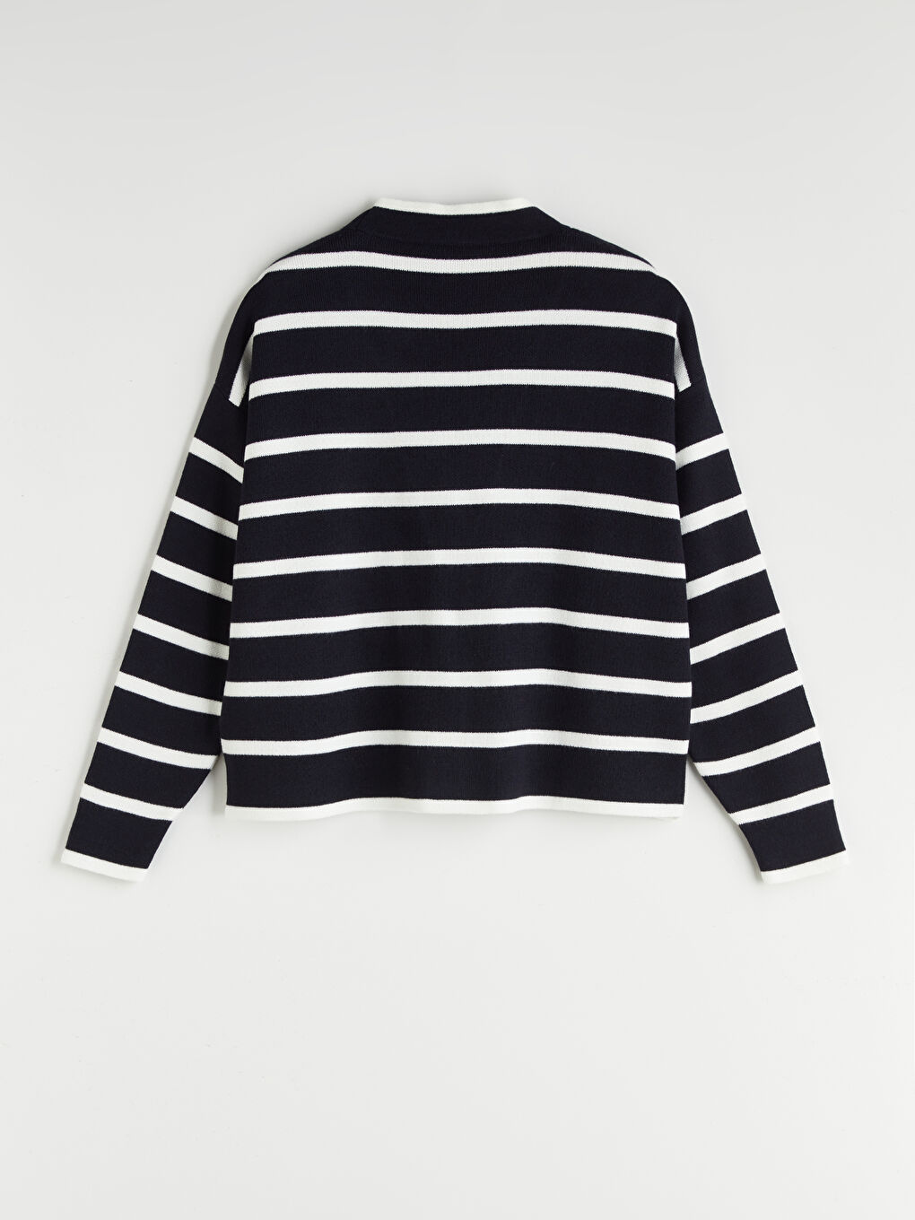 LCW Comfort V Neck Striped Oversize Women's Knitwear Cardigan -W5BF34Z8-LGS