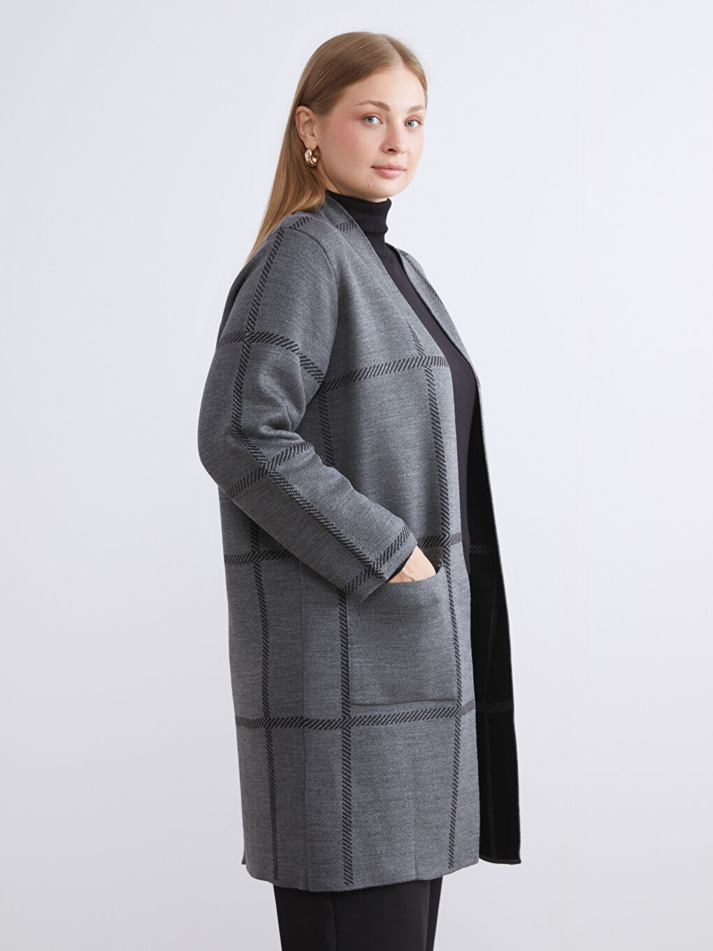 Antrasit Şal Yaka Ekose Kadın Triko Hırka-1