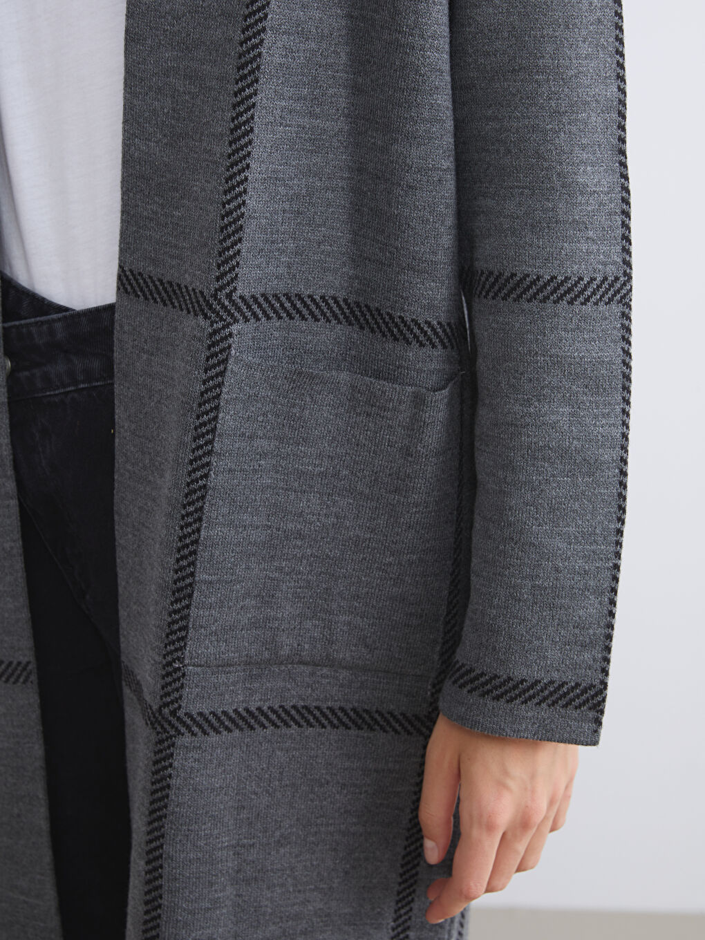 Antrasit Şal Yaka Ekose Kadın Triko Hırka-3