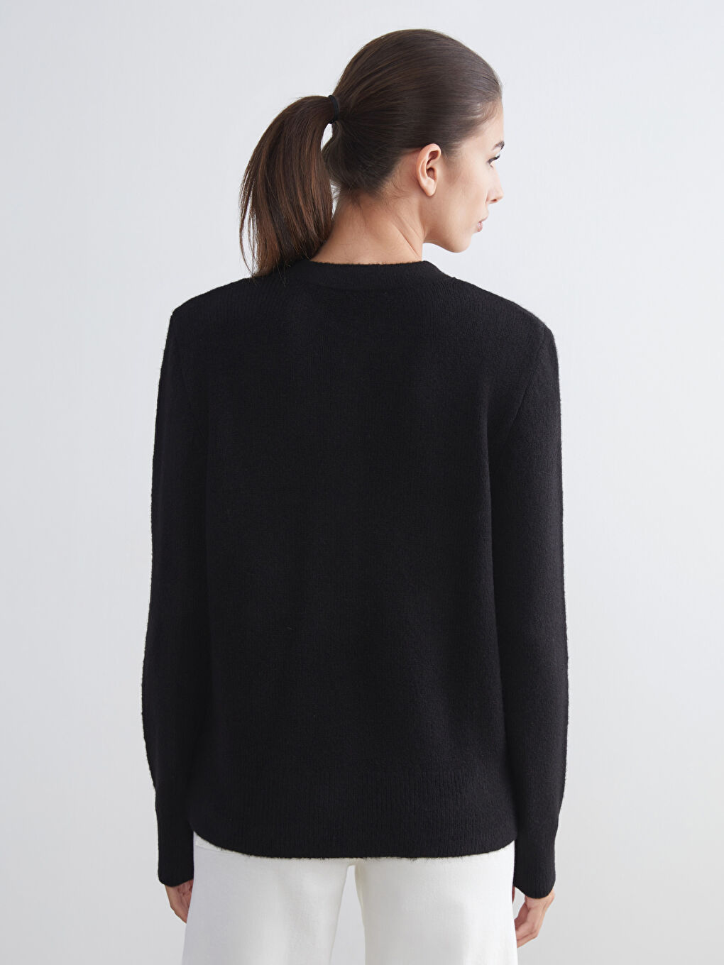 Crew Neck Women's Knitwear Cardigan-3