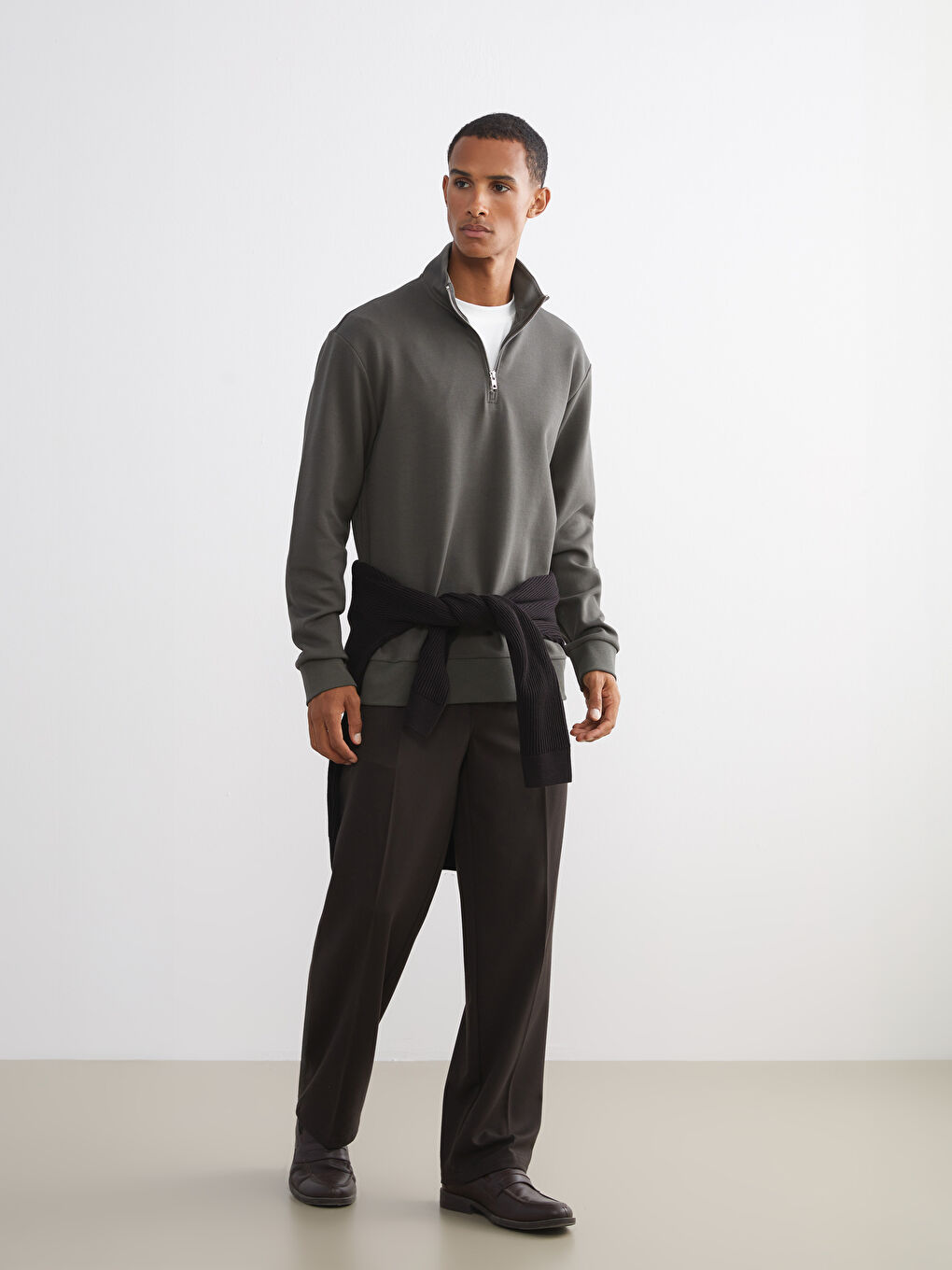 Haki Dik Yaka Erkek Sweatshirt-1