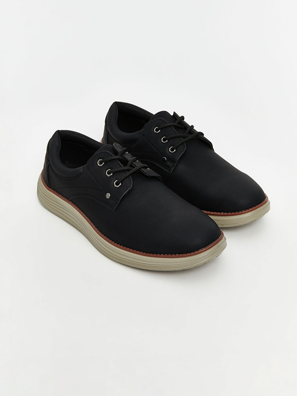 Lace-Up Men's Classic Shoe