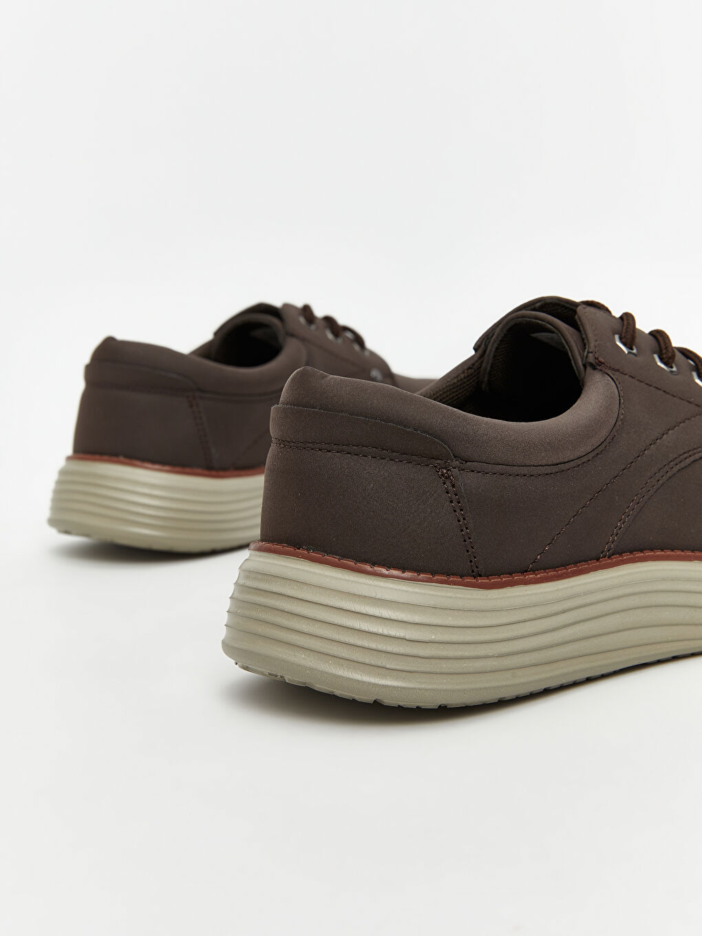 Lace-Up Men's Classic Shoe-3