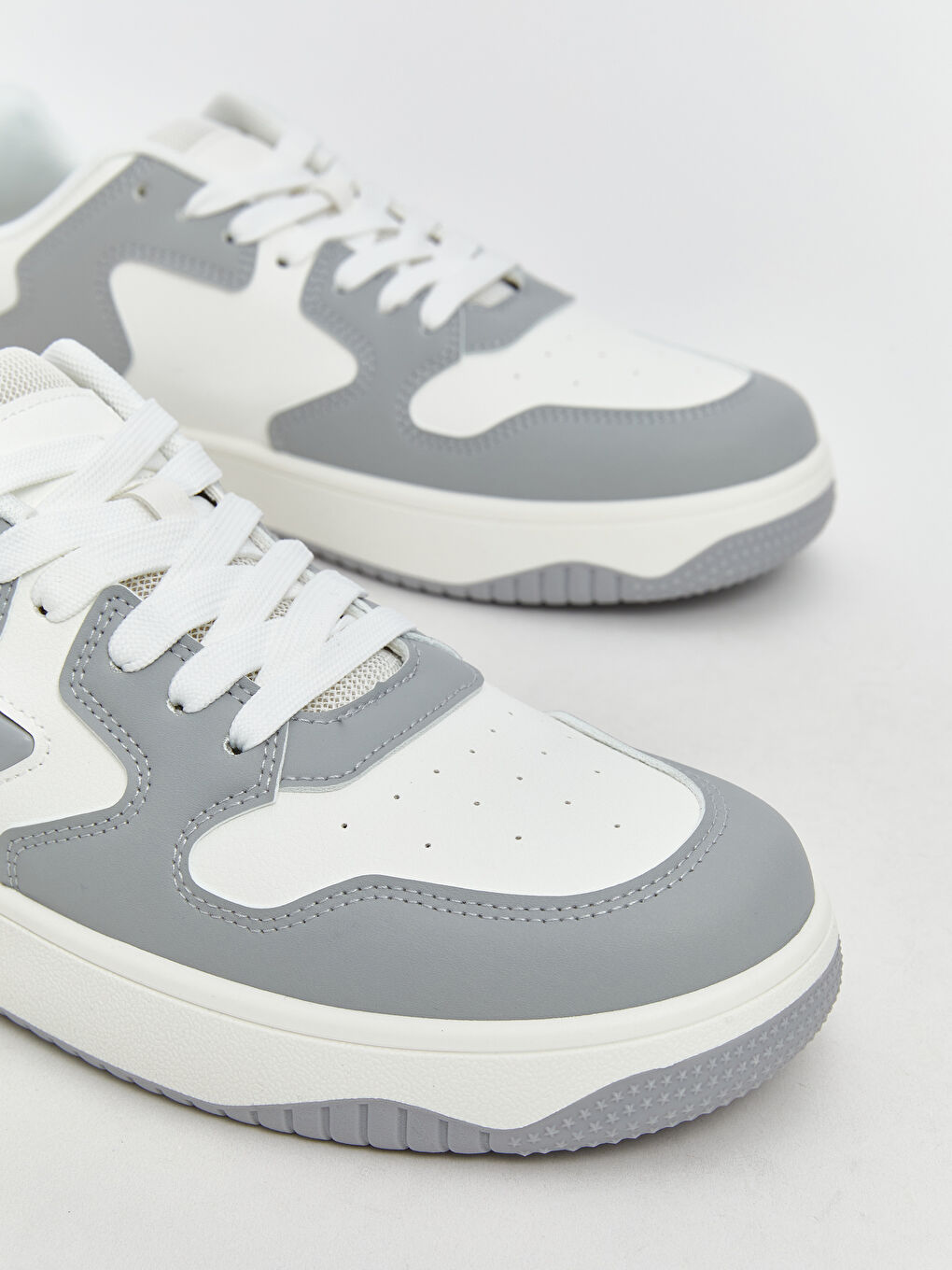 Lace-Up Men's Sneakers-2