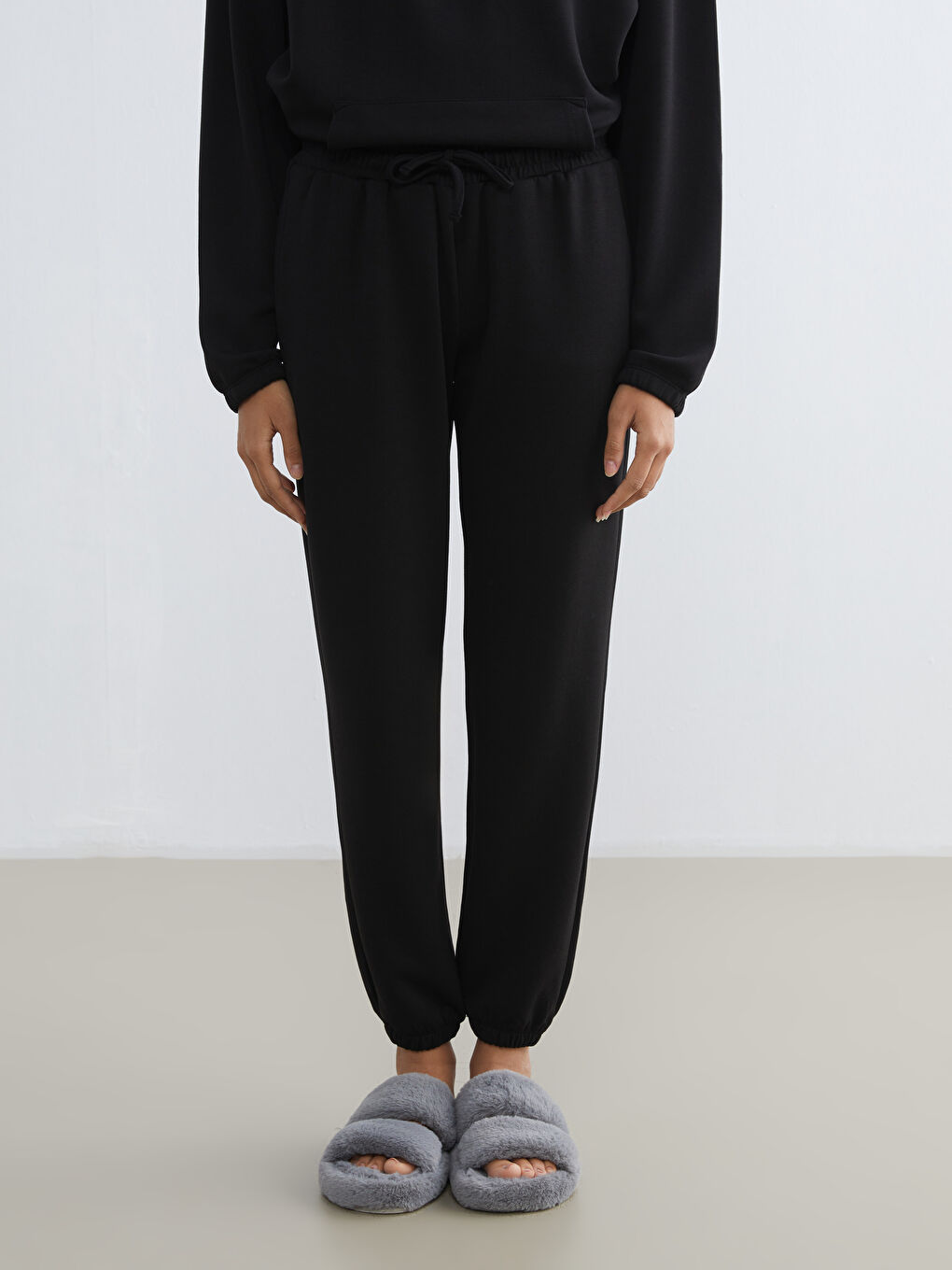 Siyah Beli Lastikli Kadın Jogger Pijama Altı-1