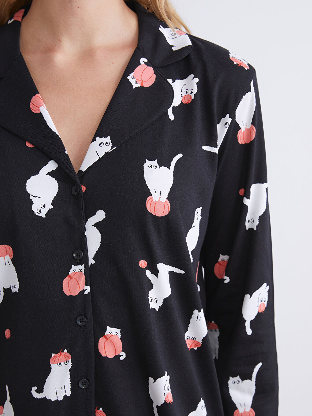 Siyah Gömlek Yaka Baskılı Kadın Pijama Takımı-2