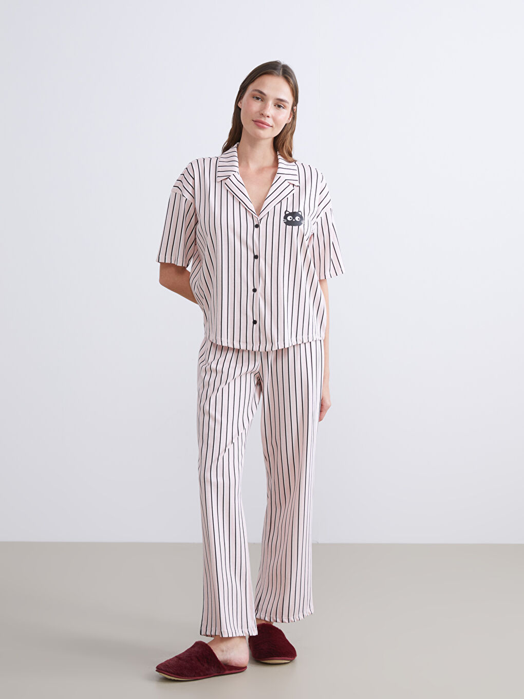 Collared Neck Striped Women's Pyjama Set