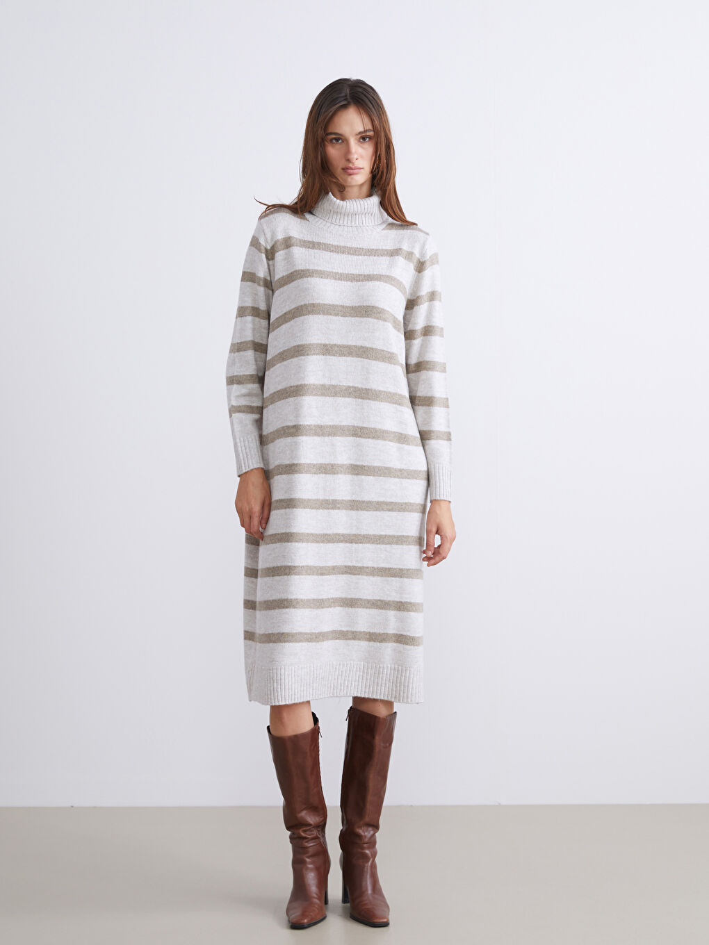 Woman ECRU Dress