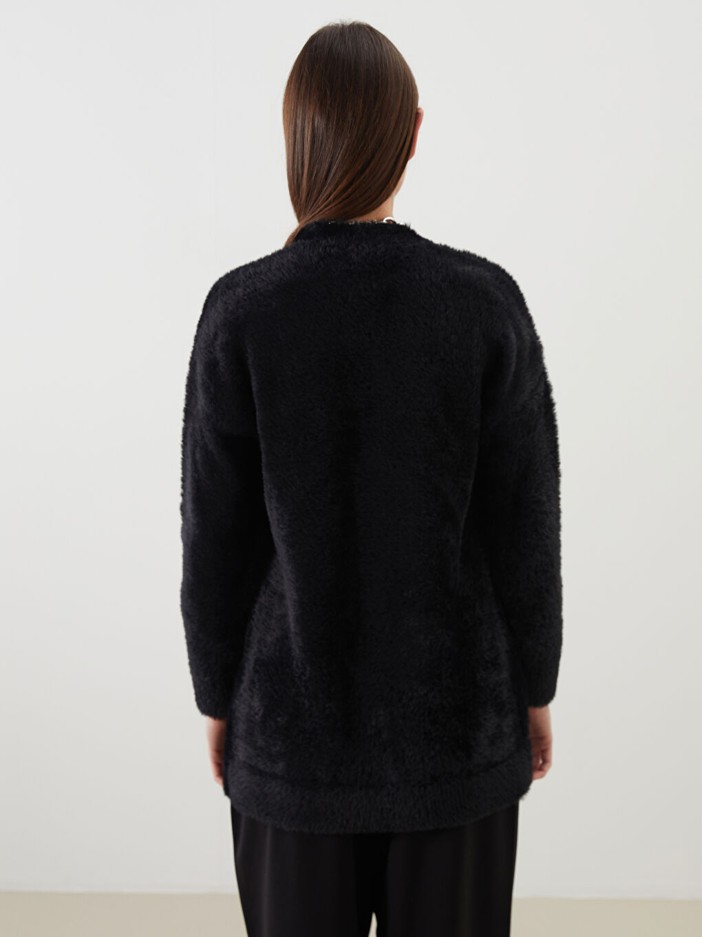 Siyah Şal Yaka Kadın Pelüş Triko Hırka-3