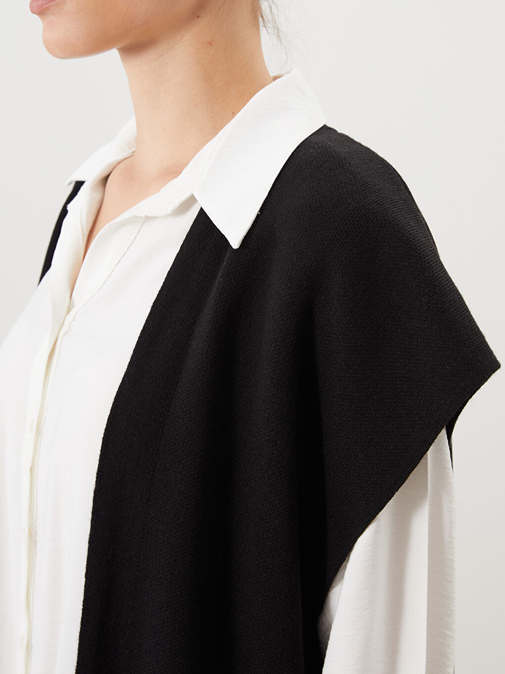 Siyah Şal Yaka Oversize Kadın Triko Yelek-2