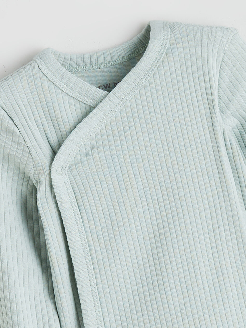 Yeşil V Yaka Erkek Bebek Çıtçıtlı Bodysuit-1