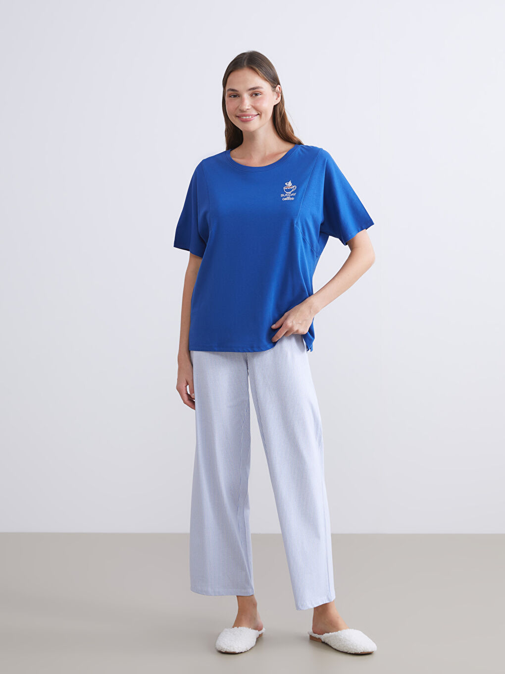 Mavi Bisiklet Yaka Baskılı Kadın Pijama Üstü-1