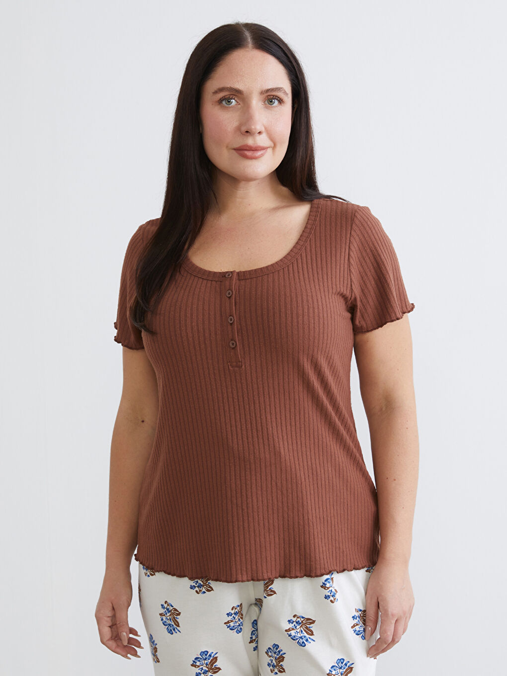 Ekru Desenli Kadın Pijama Takımı-1