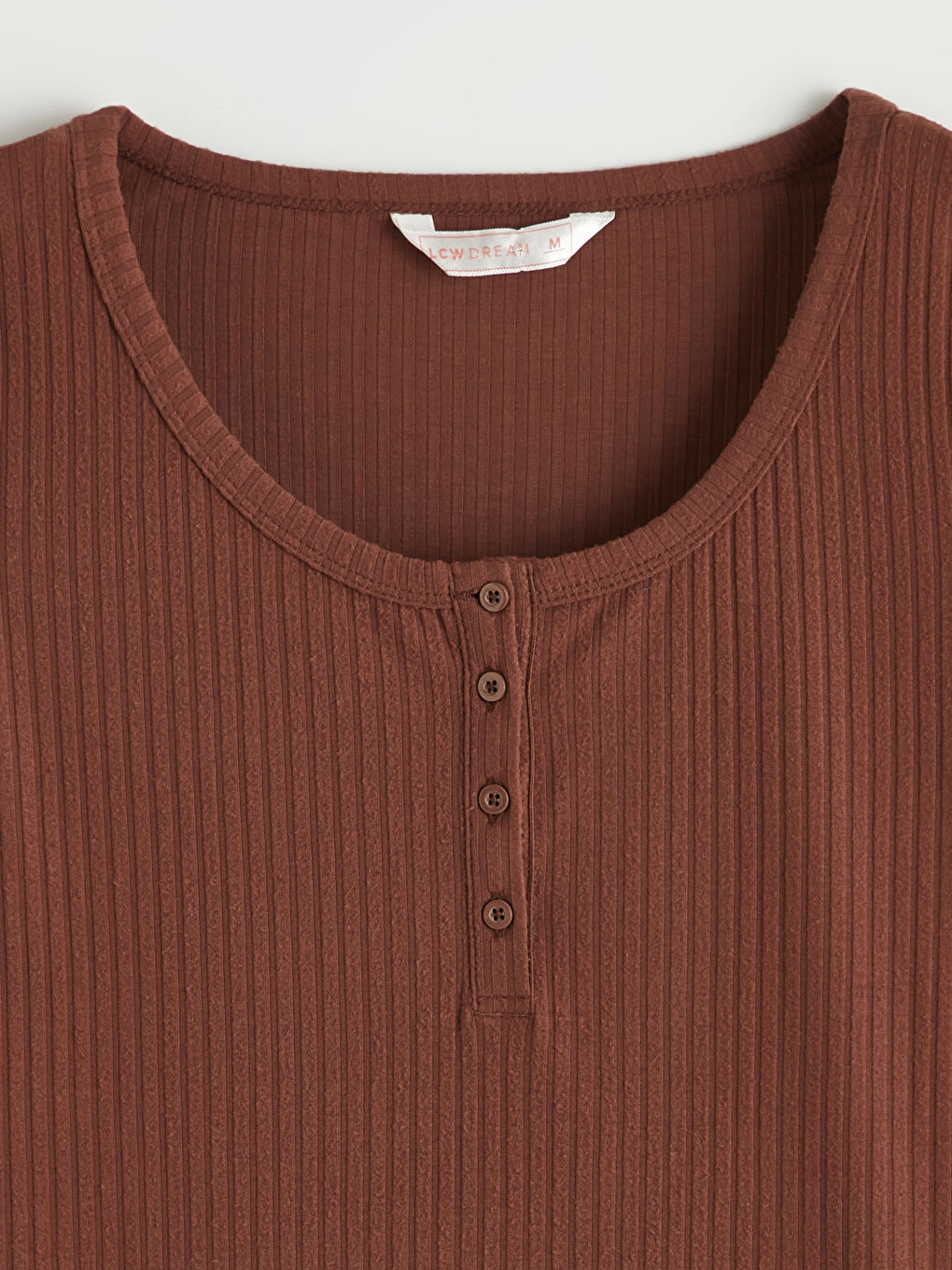 Gemustertes Pyjama-Set für Damen-10