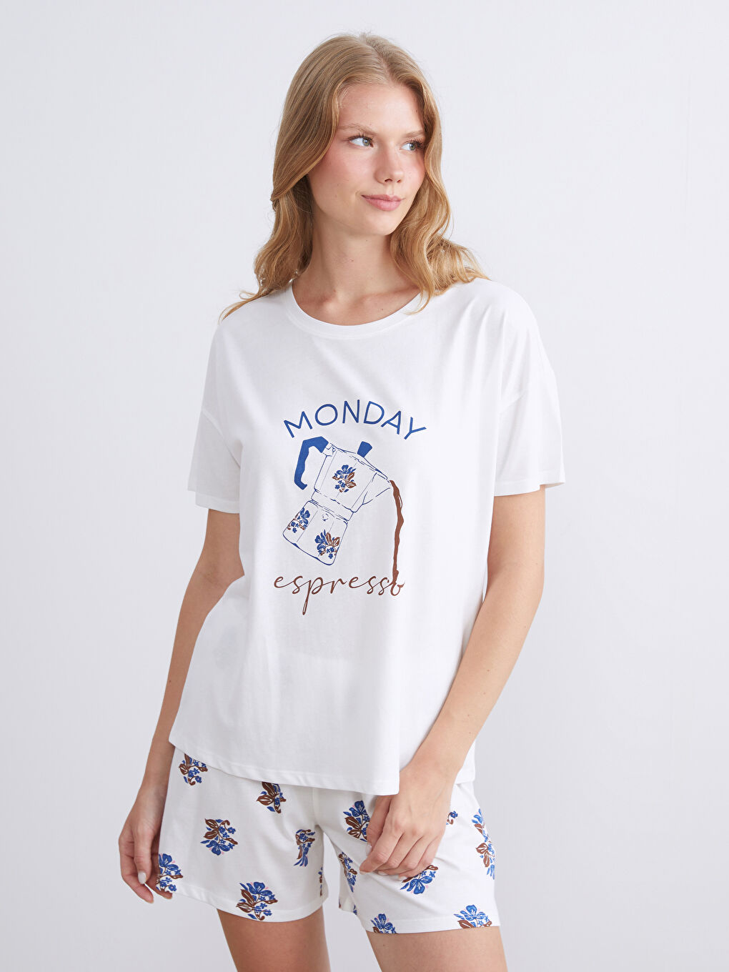 Crew Neck Printed Women's Short Pyjama Set-1