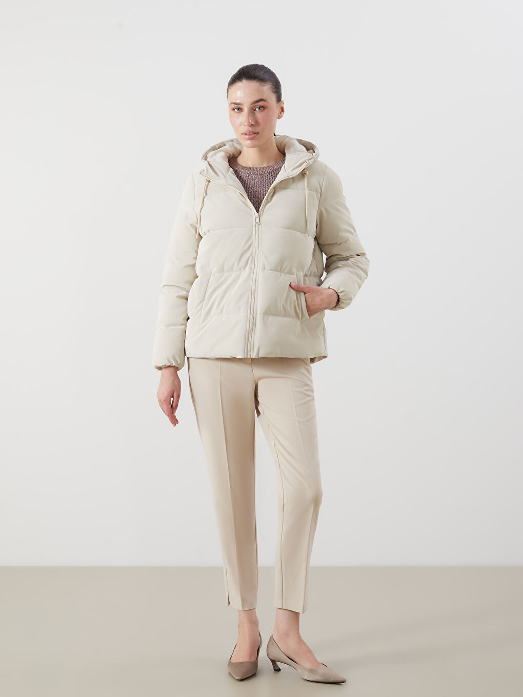 Hooded Women's Puffer Coat-1