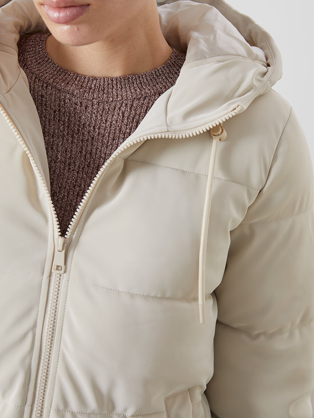 Hooded Women's Puffer Coat-2