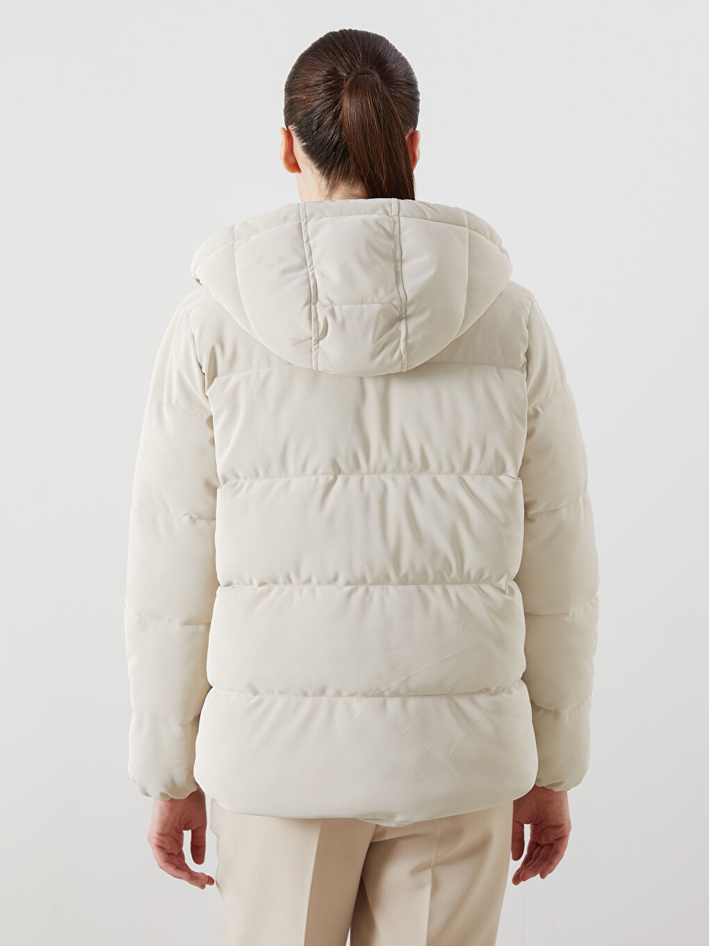 Hooded Women's Puffer Coat-3