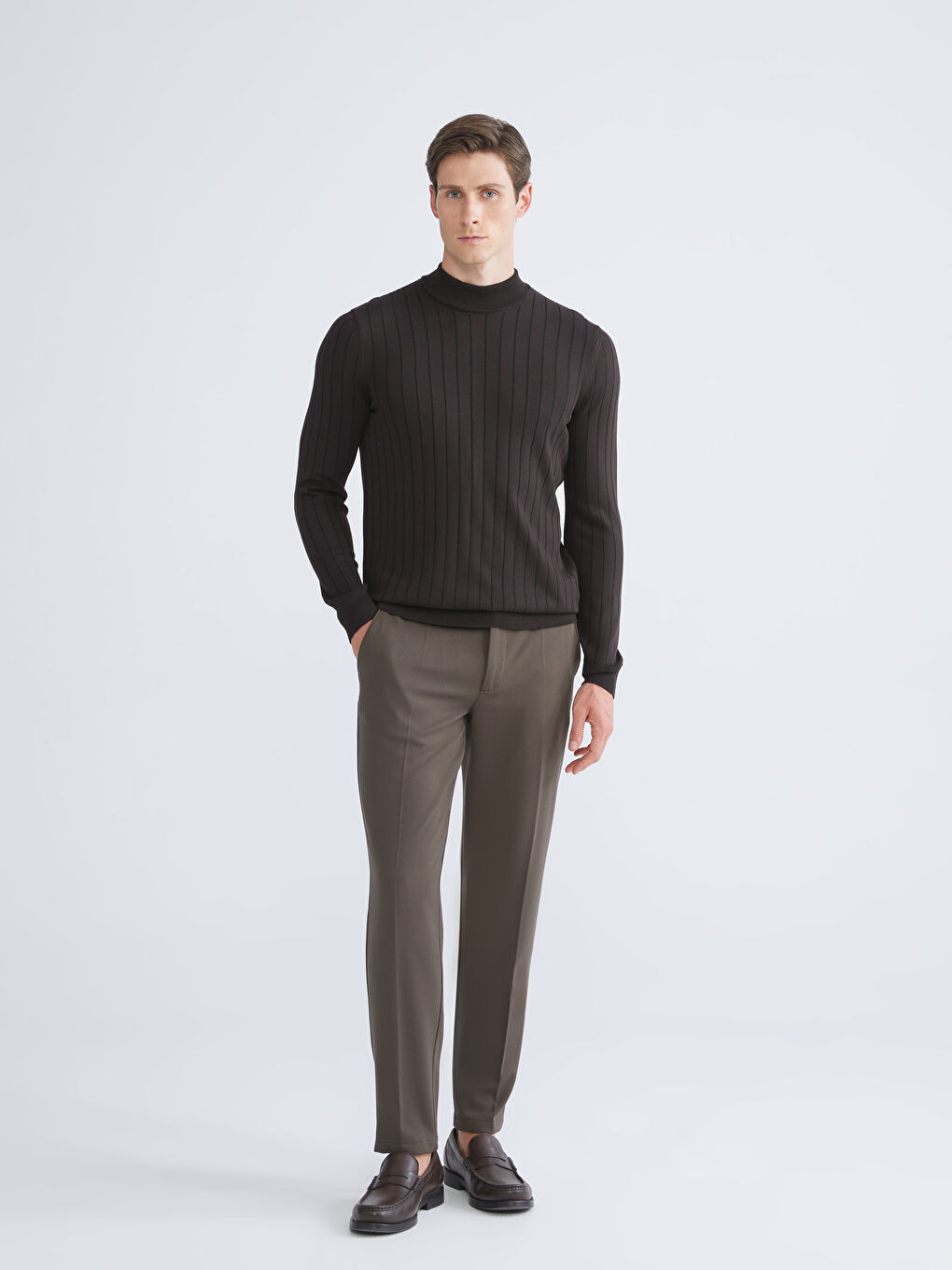 Kahverengi Yarım Balıkçı Yaka Erkek Triko Kazak-2