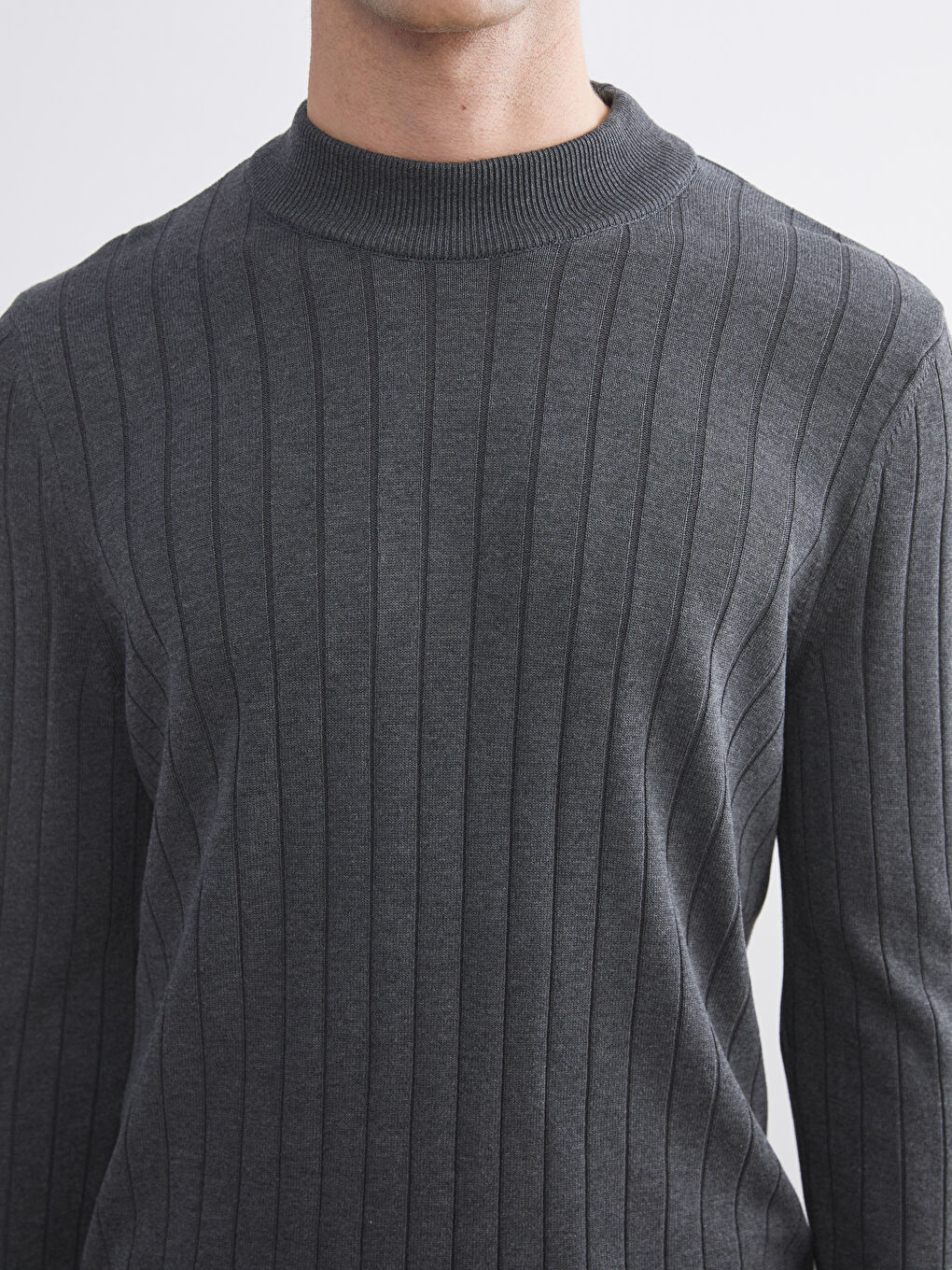 Gri Yarım Balıkçı Yaka Erkek Triko Kazak-2