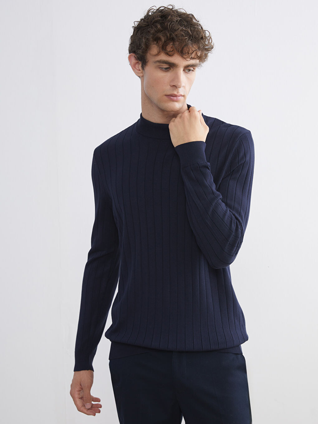 Lacivert Yarım Balıkçı Yaka Erkek Triko Kazak