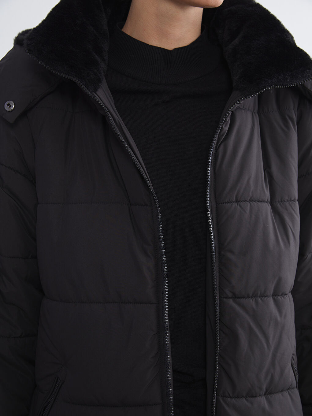 Hooded Women's Puffer Coat-3