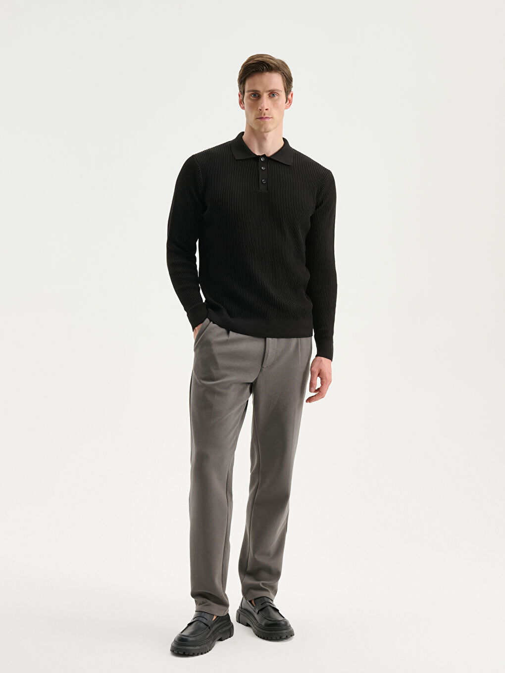 Свитер из трикотажа с водолазкой для мужчин-1