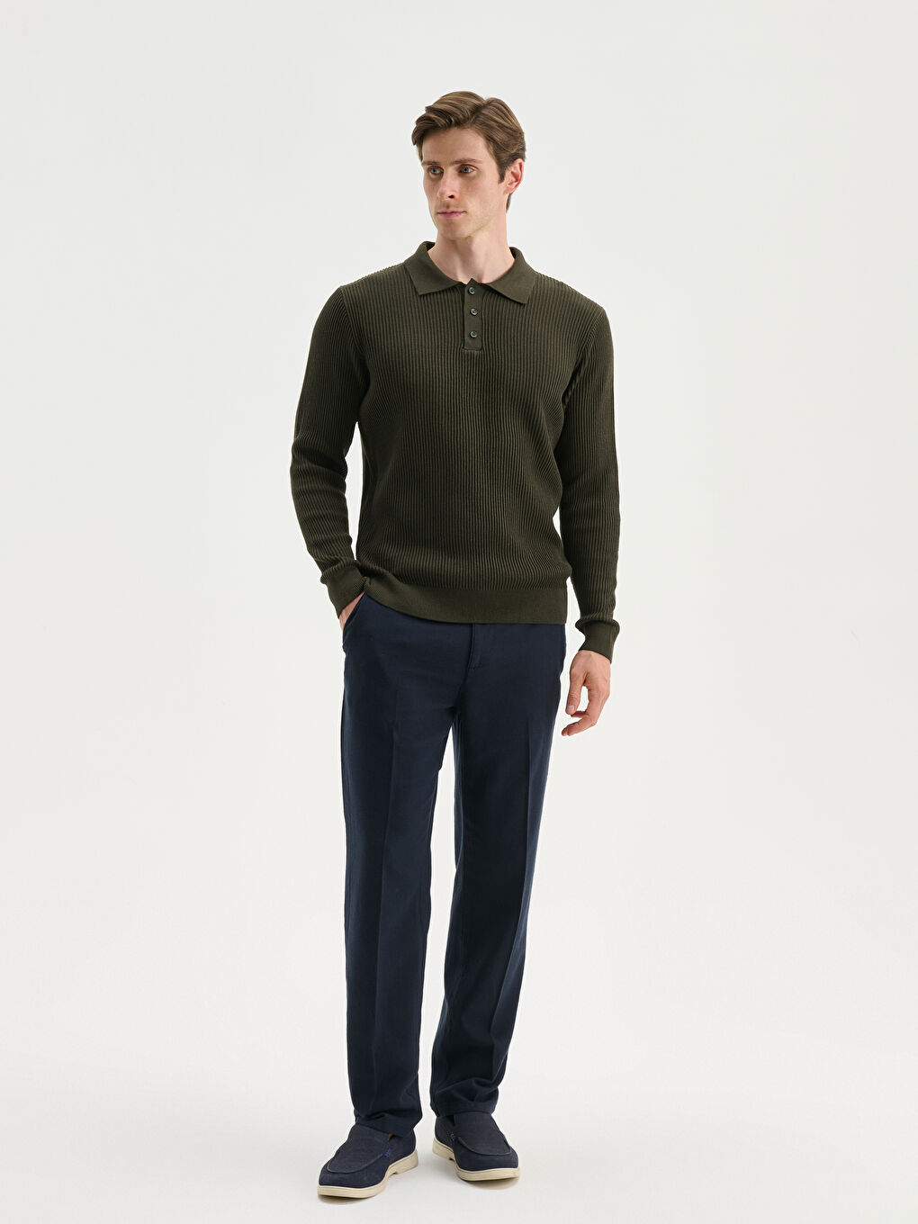 Свитер из трикотажа с водолазкой для мужчин-1