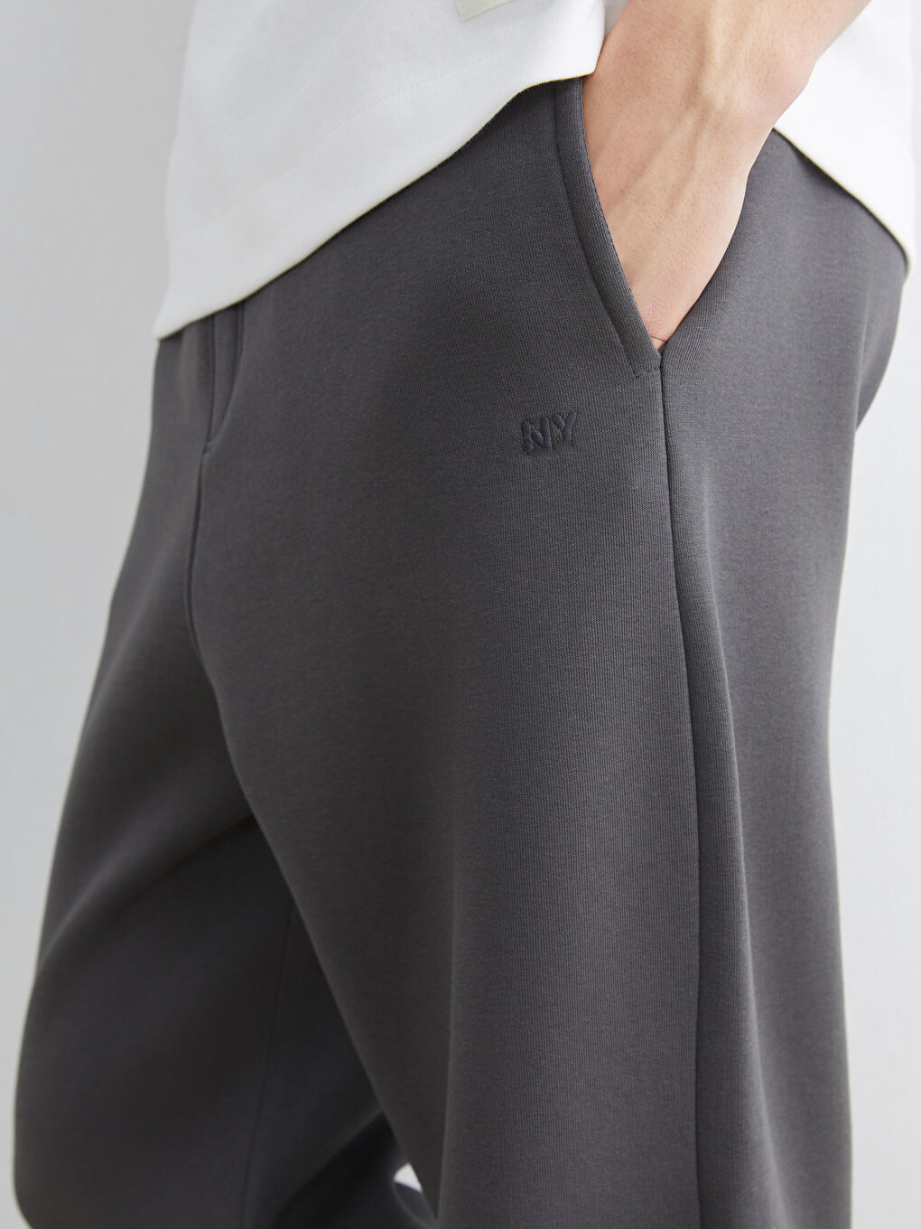 Gri Rahat Kalıp Erkek Kalın Jogger Eşofman Altı-2