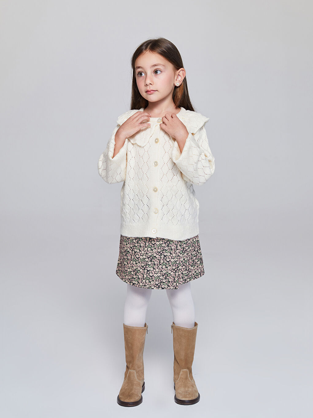 Siyah Çiçekli Kız Çocuk Şort Etek ve Külotlu Çorap 2'li