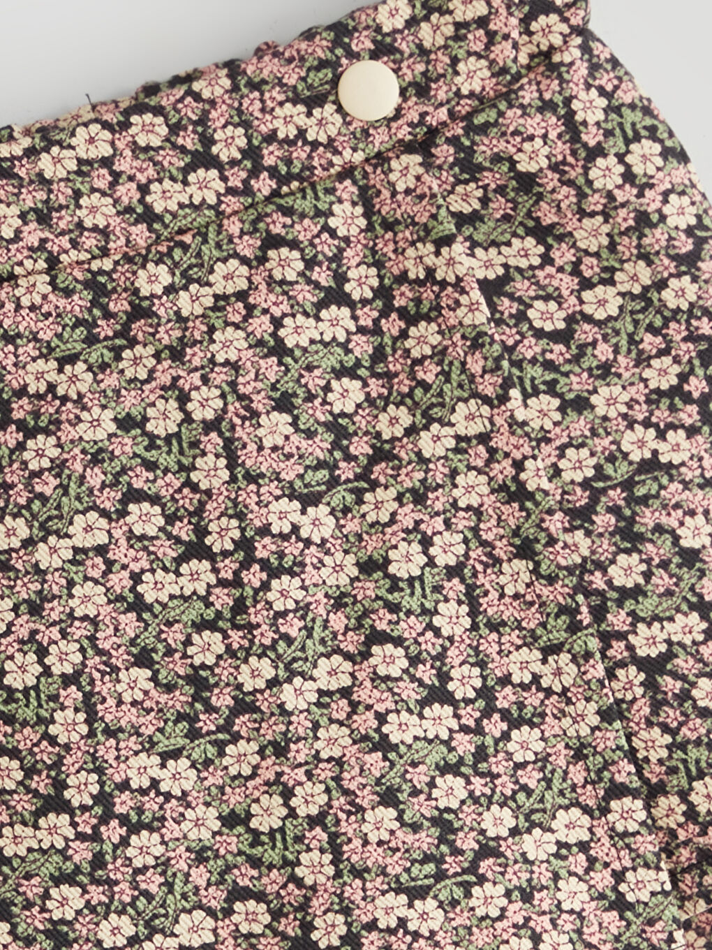 Siyah Çiçekli Kız Çocuk Şort Etek ve Külotlu Çorap 2'li-6