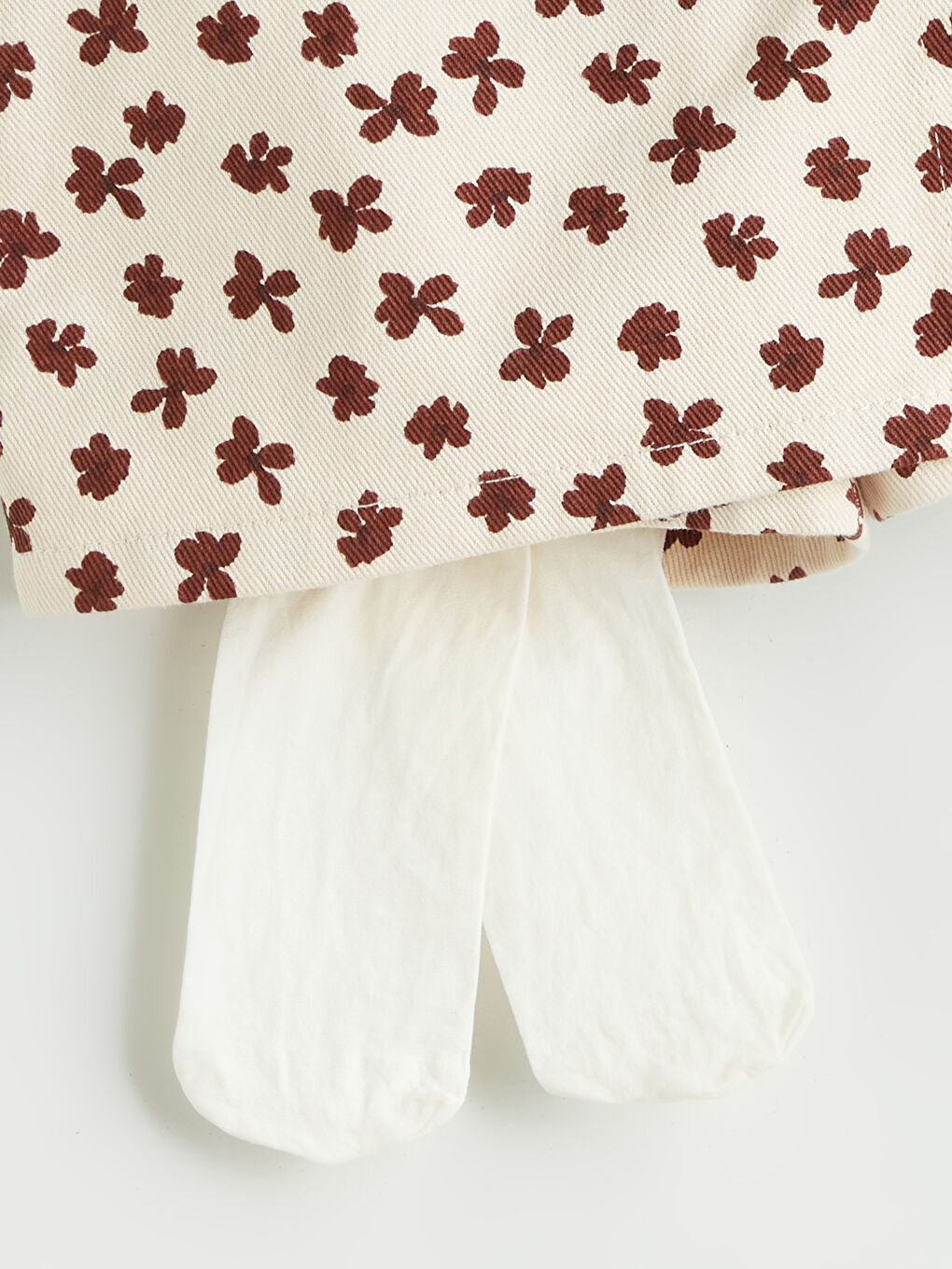 Kahverengi Çiçekli Kız Çocuk Şort Etek ve Külotlu Çorap 2'li-2