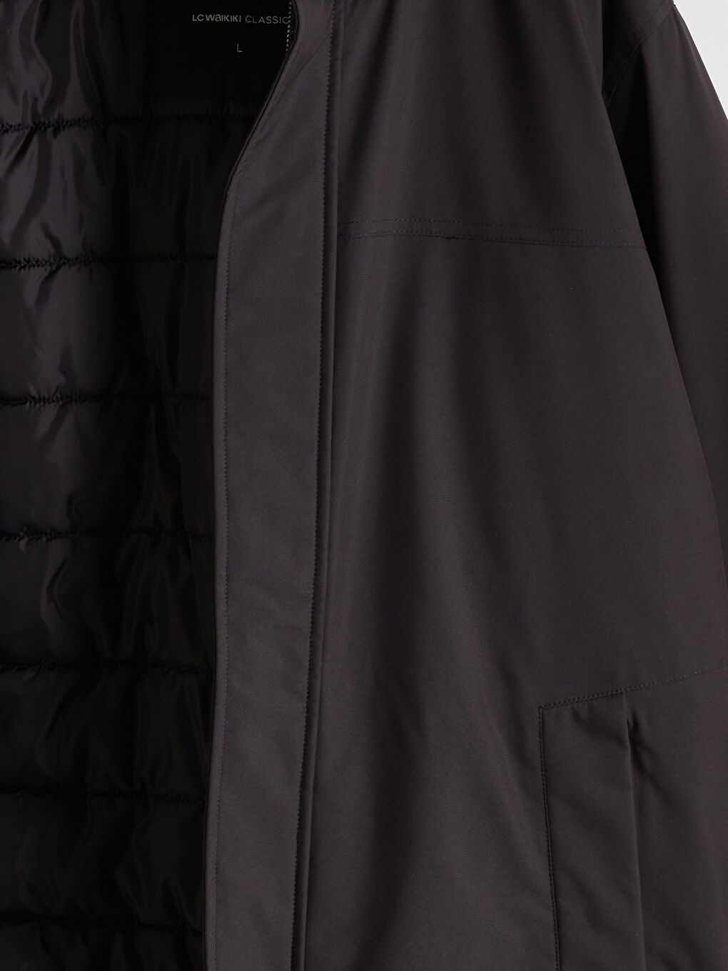 Siyah Standart Kalıp Kapüşonlu Erkek Mont-7