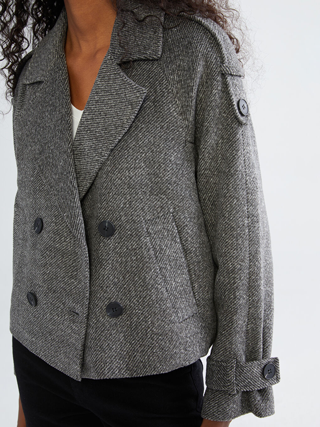 Gri Kruvaze Yaka Desenli Kadın Kaşe Ceket-2